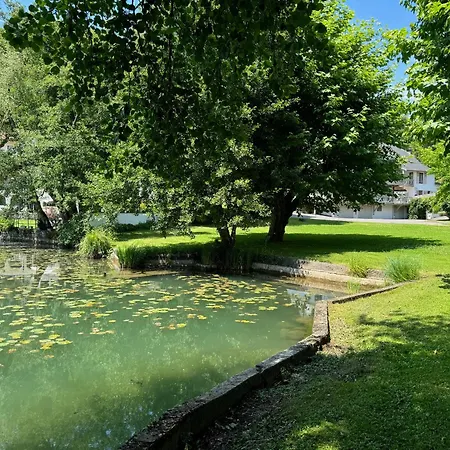Les Du Hotel