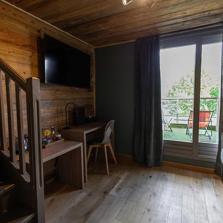 Les Du Hotel