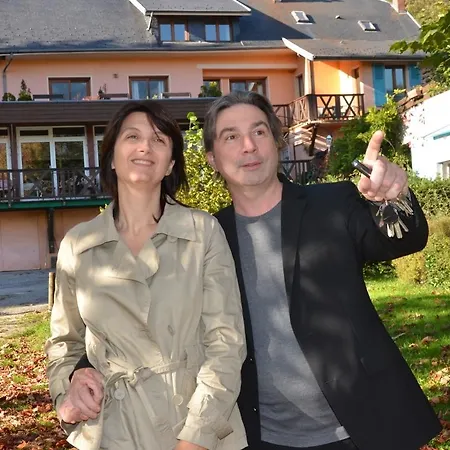 Les Du